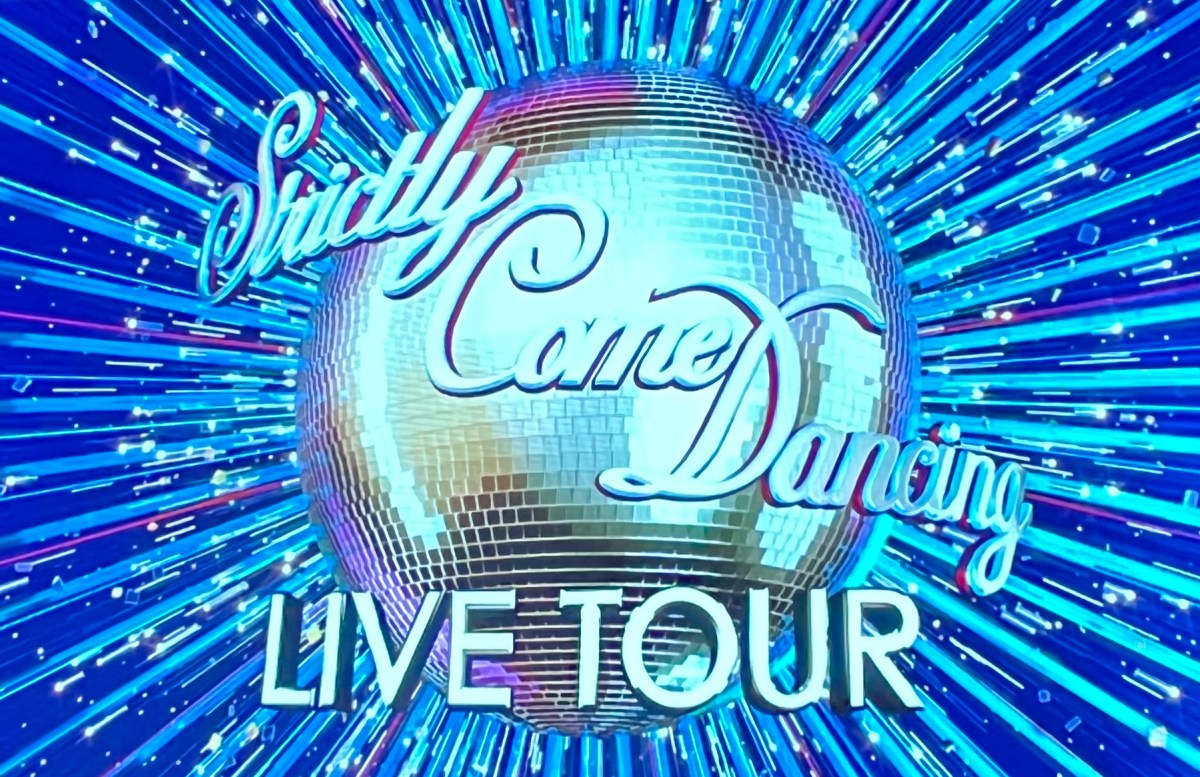 Fab-u-lous! A night of sparkle and sequins at the&nbsp;O2